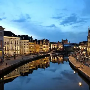Romantic Unesco Medieval House In The Center Appartement Gent