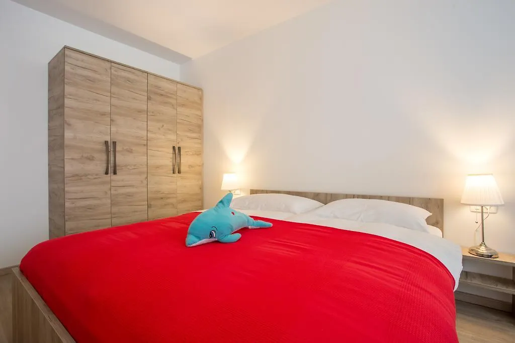 Apartments Viktorija Baska  Croatia